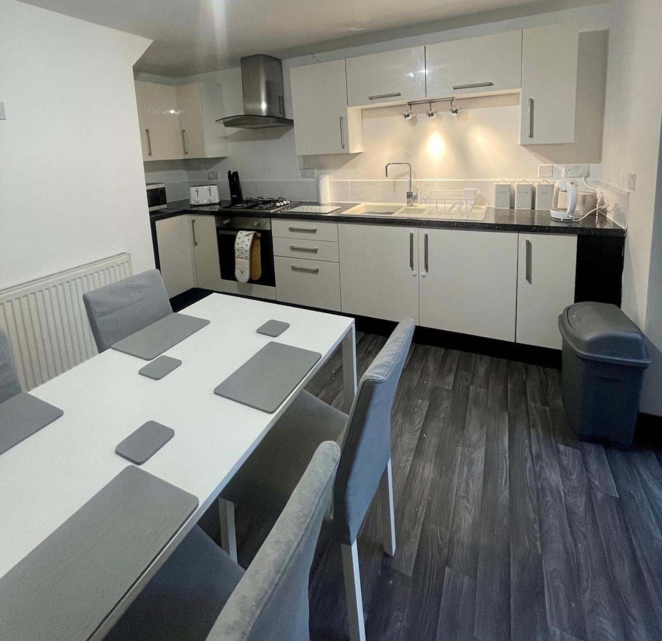 The Home Away From Home Great Harwood Eksteriør billede